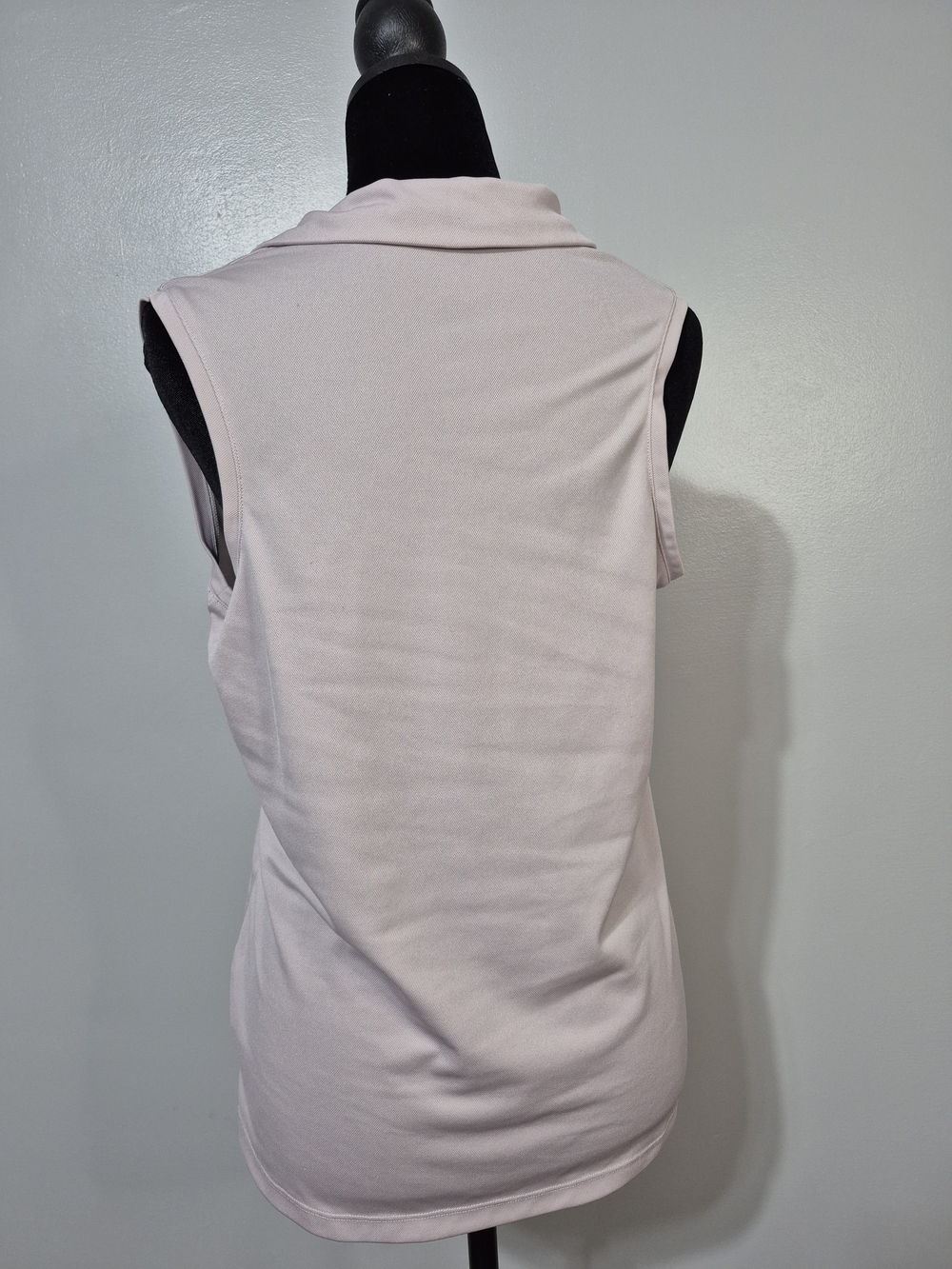 Nike Dri-FIT Sleeveless Polo Top Medium Light Pink Golf Athletic - Picture 4 of 6